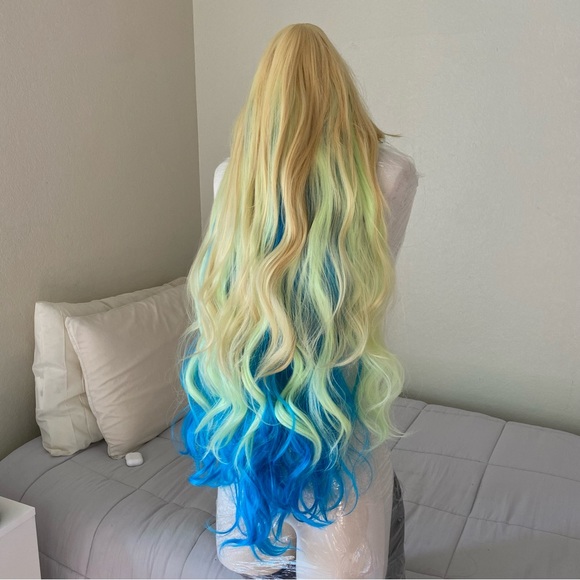 Miss Kobayashi’s Dragon Maid Lucoa Cosplay Wig - Picture 4 of 6